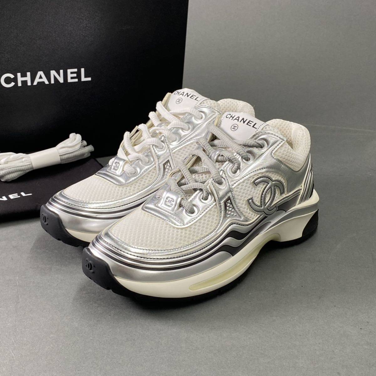 1j15《美品》イタリア製 CHANEL シャネル G39792 23C ココマーク