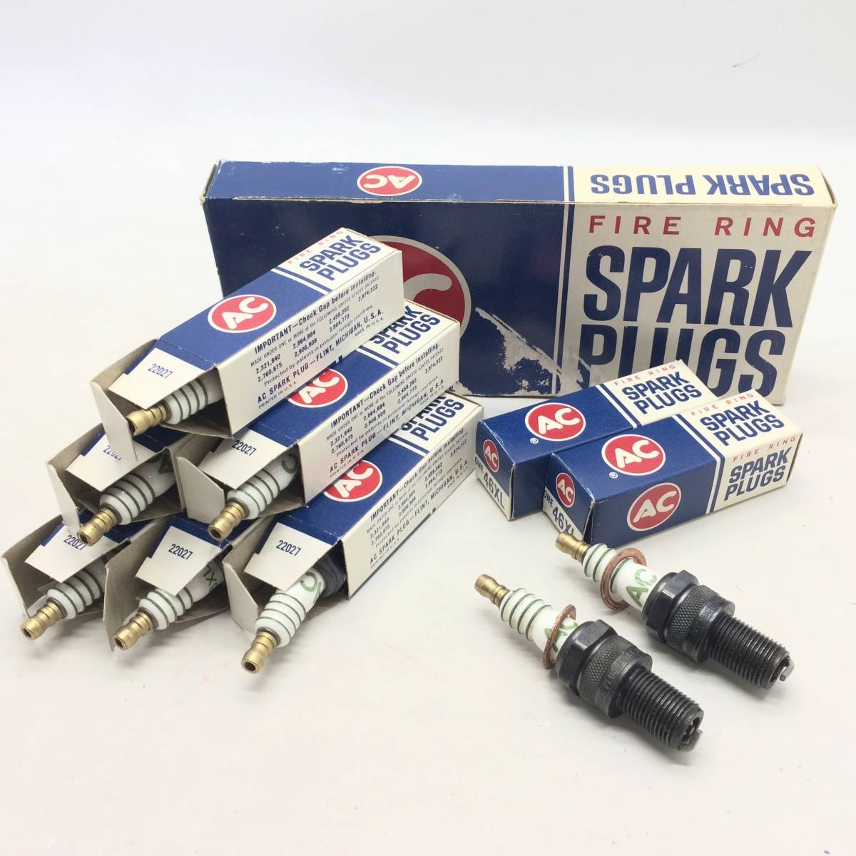 ☆ AC FIRE RING SPARK PLUGS ONE 46XL スパークプラグ 8個セット まとめ 部品 パーツ 電装品 旧車 カー用品 長期保管品 現状品 ☆K80287_画像5