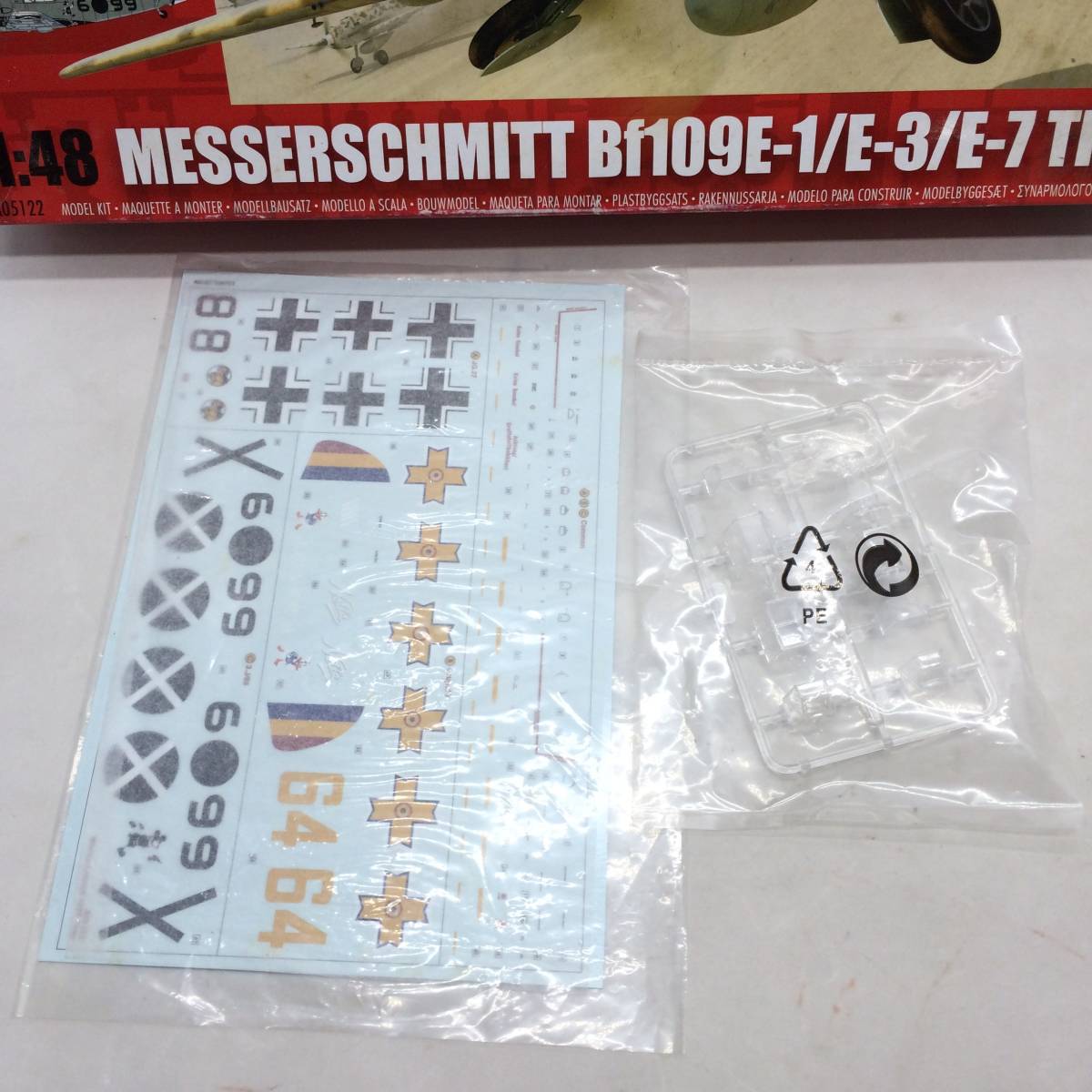 ☆ AIRFIX MESSERSCHMITT Bf09E-1/E-3/E-7 TROP 1/48 戦闘機 デカール プラモデル ホビー コレクション 中古現状品 ☆N80317_画像4