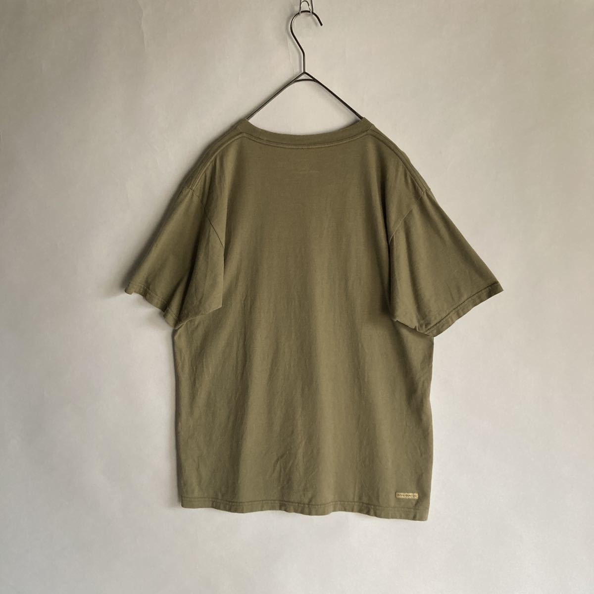 uniform experiment 日本製 ユニフォームエクスペリメント ソフ クルーネック プリント Tシャツ 半袖 カーキ 薄手 size 2_画像2