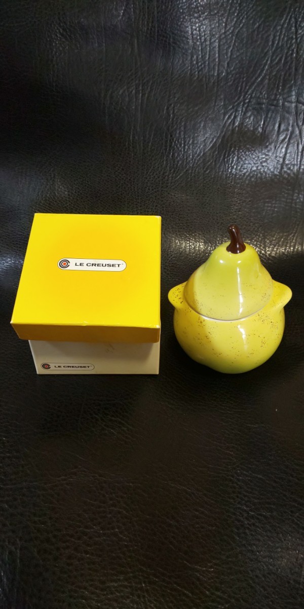 値下げ！ 未使用品 LE CREUSET ル・クルーゼ ルクルーゼ 梨 ラ・フランス PETITE PEAR COCOTTE 910126-00の画像1