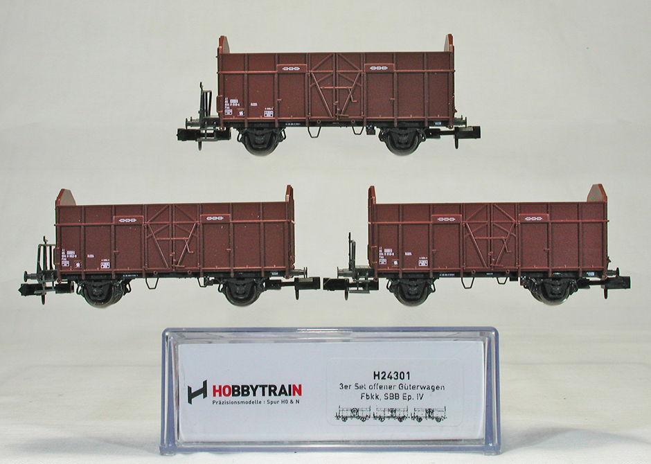 HOBBYTRAIN #H24301 ＳＢＢ（スイス国鉄） Ｆｂｋｋ型２軸無蓋車　（レッドブラウン） ３輛セット