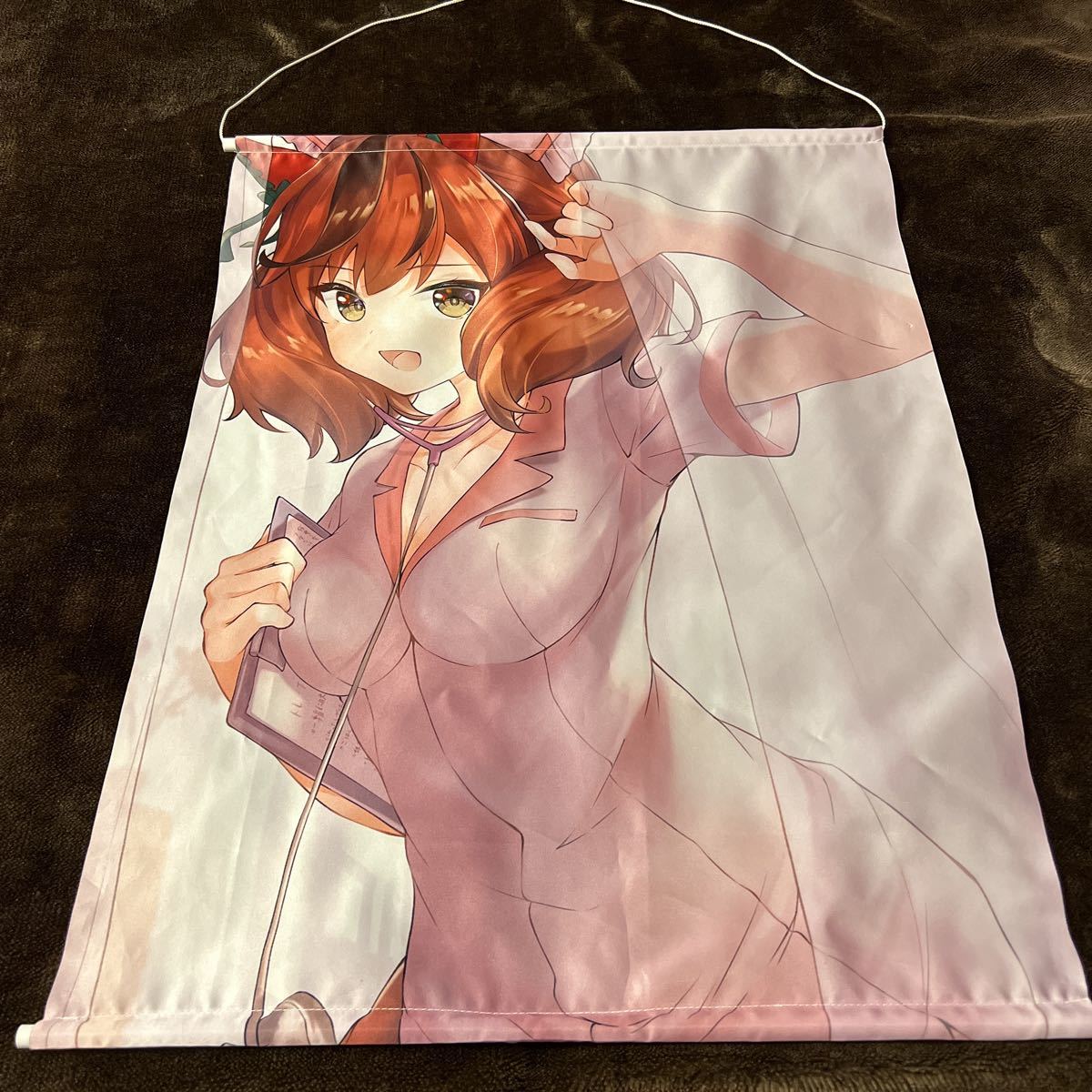 ウマ娘　ナイスネイチャ　看護師衣装　ナース　タペストリー　中古品_画像1