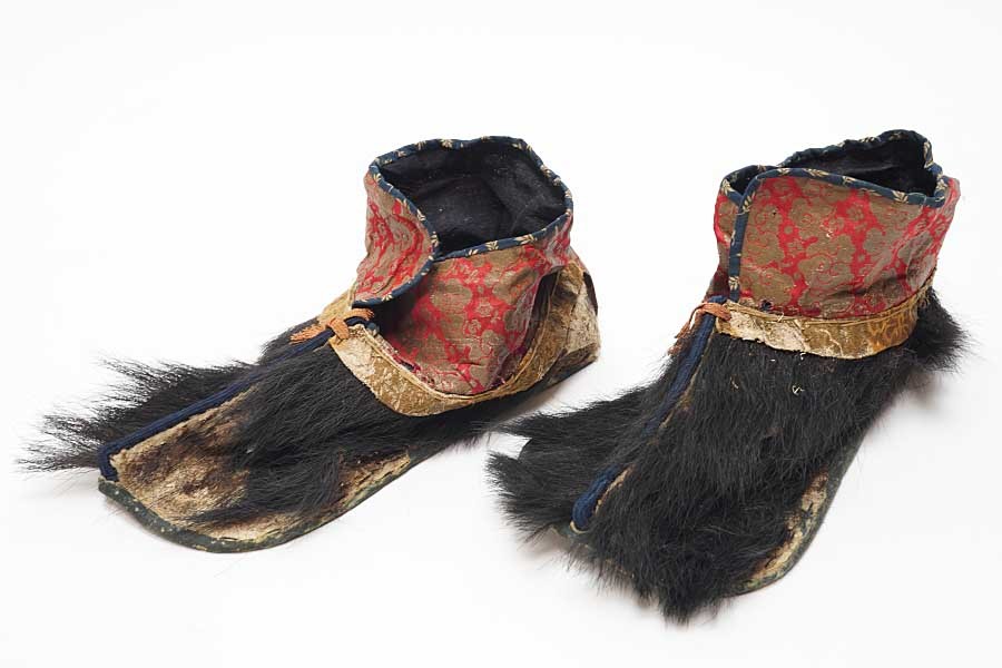  Edo era black bear wool wool ..(....) wool shoes armour elmet of armor armor large name tool 