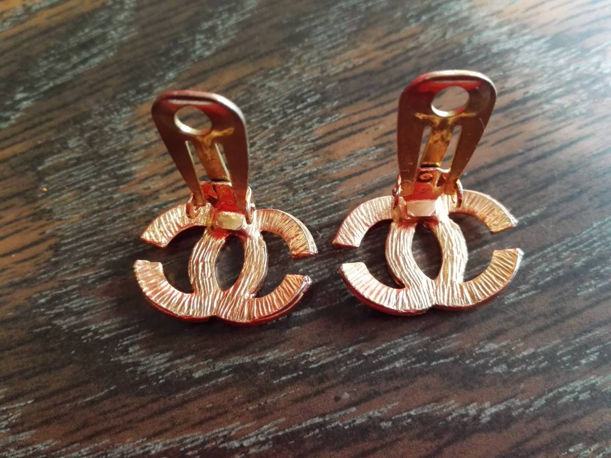 CHANEL シャネル【美品/刻印なし】ココマーク イヤリング CHANEL シャネル【美品/刻印なし】ココマーク イヤリング