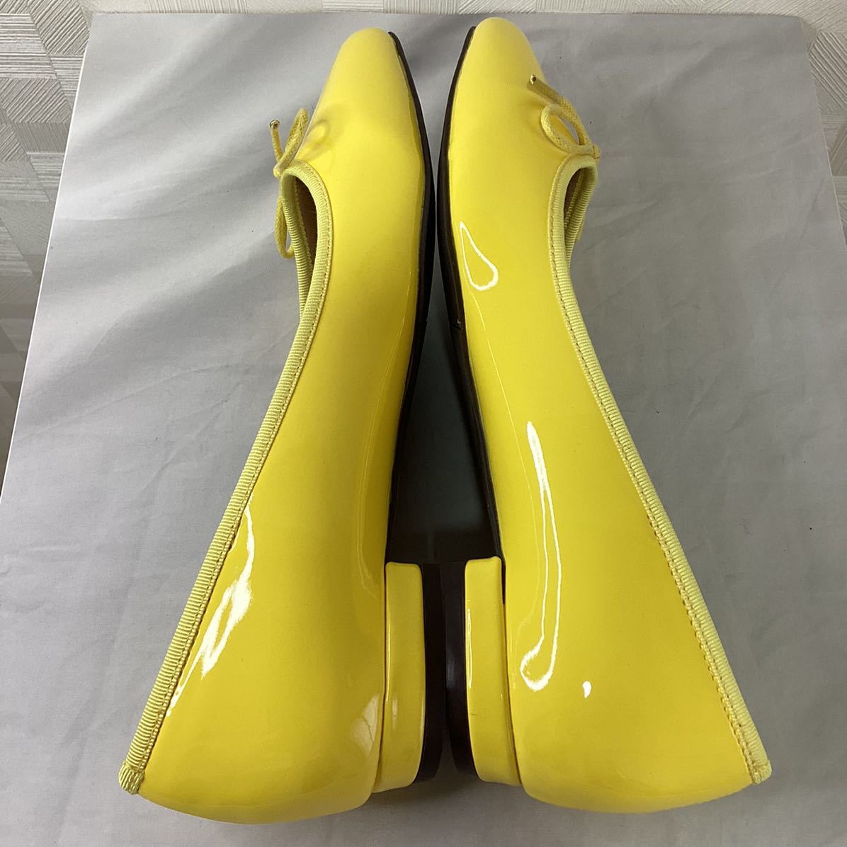  new goods unused vanity beauty yellow flat shoes rain shoes 4