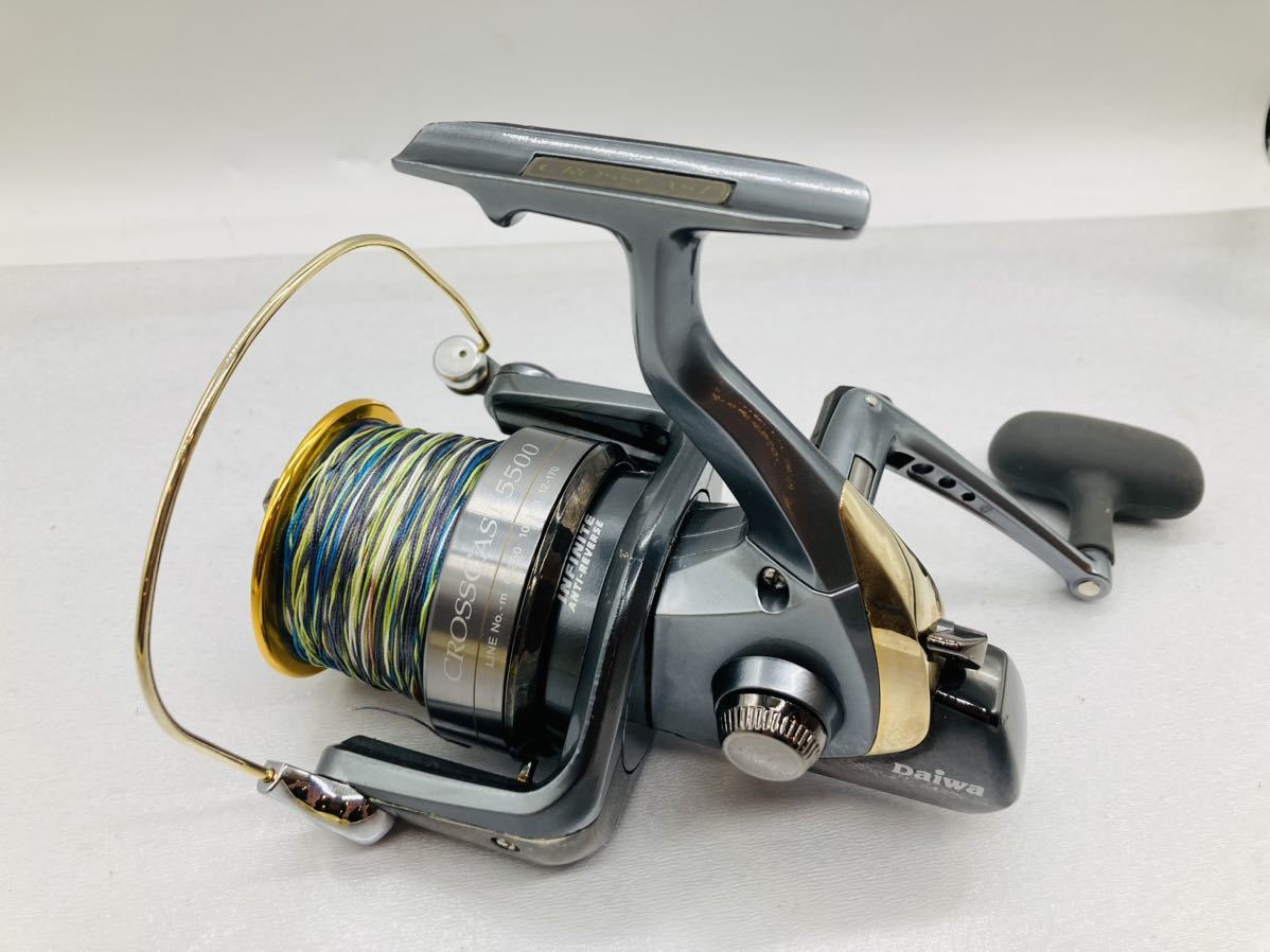 9e93 必見! DAIWA ダイワ CROSSCAST 5500 スピニングリール 中古品 現状品 !_画像4