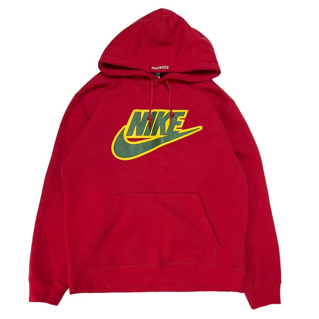 Supreme シュプリーム　xNIKE Logo Embroidery Pullover Hoodie レッド サイズ:M