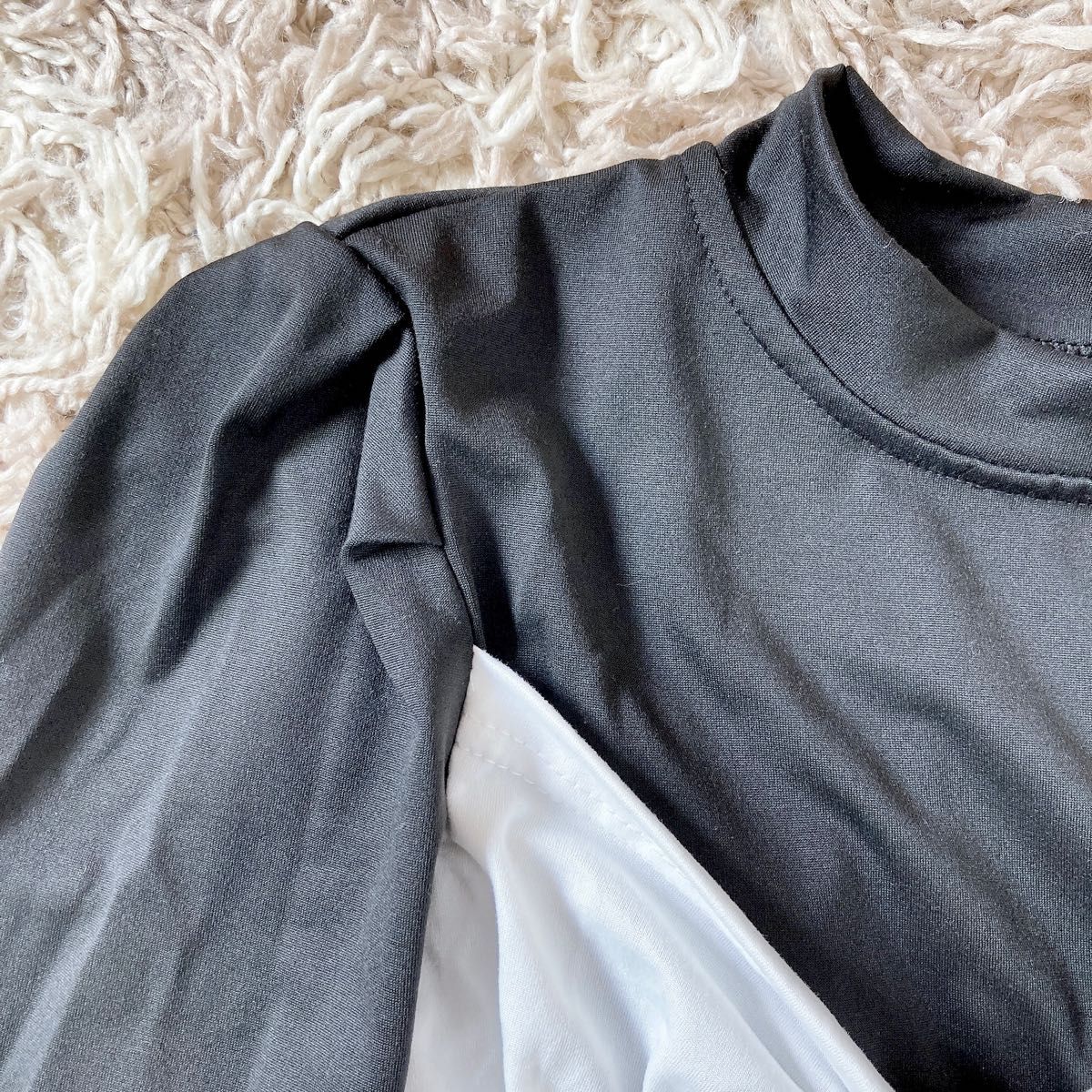 新品 レディース トップス 韓国 タートルネック リボン Tシャツ 可愛い 長袖 ブラック モノトーン 