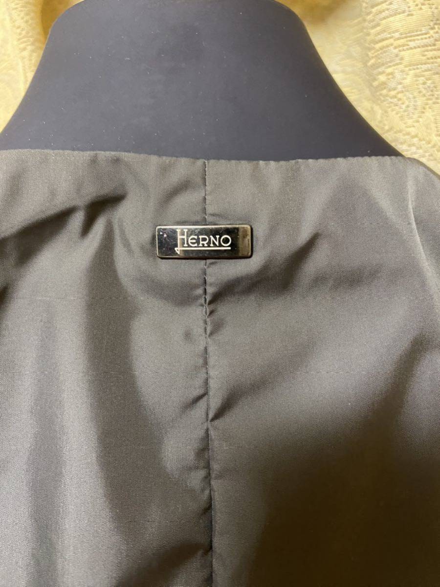 Sản phẩm ヘルノ HERNO レジェンドライン ダウンベスト サイズ46