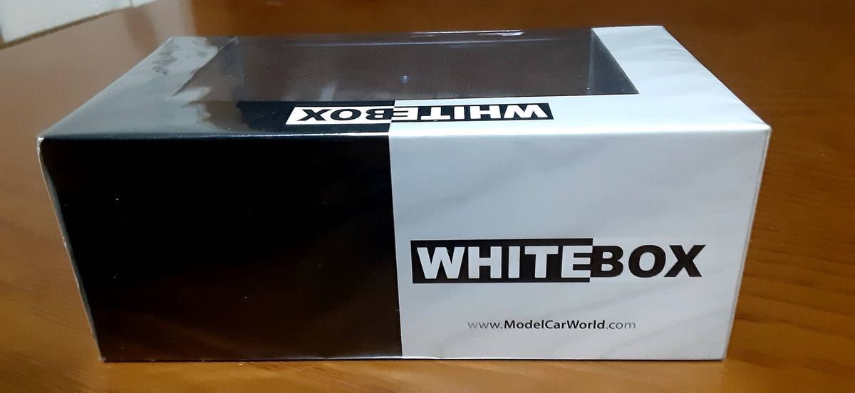 WHITEBOX ホワイトボックス　ランボルギーニ　カウンタック　エボルジョン Lamborghini Countach　Evoluzione 1987年式　　　1/43 _画像7