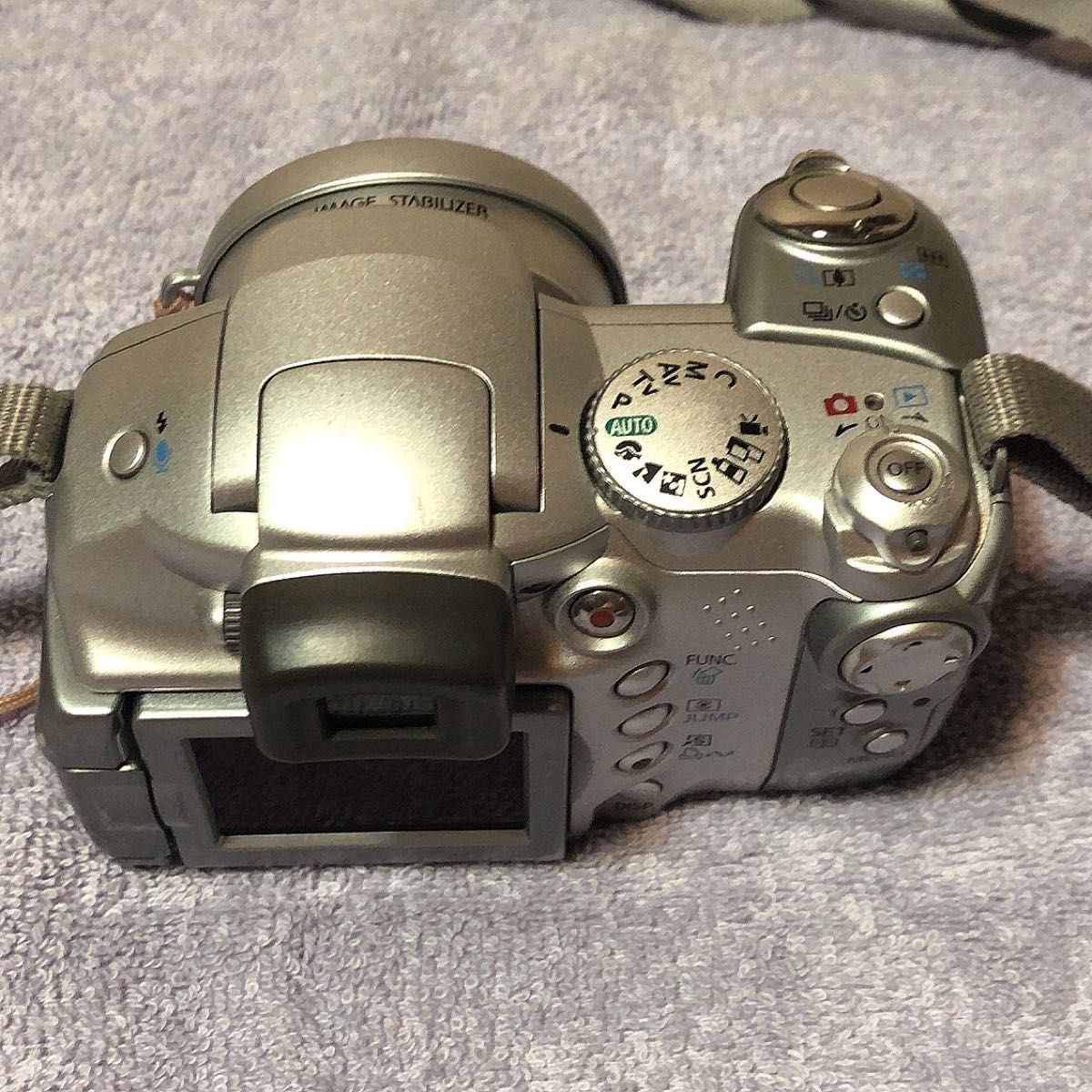 Canon PowerShot S2 IS 5 0MEGA PIXELS キャノンカメラ(単三×4