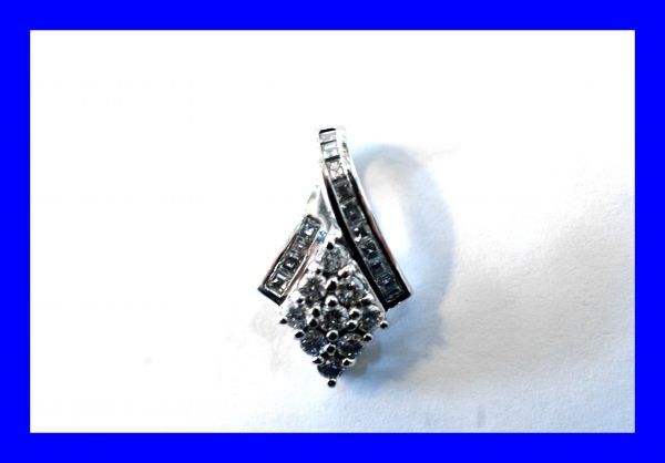 安価 ○新品同様 プラチナ Pt900 ダイヤ 0.53ct 0.47ct ペンダントトップ ペンダントヘッド 4.6g S0088 ダイヤモンド