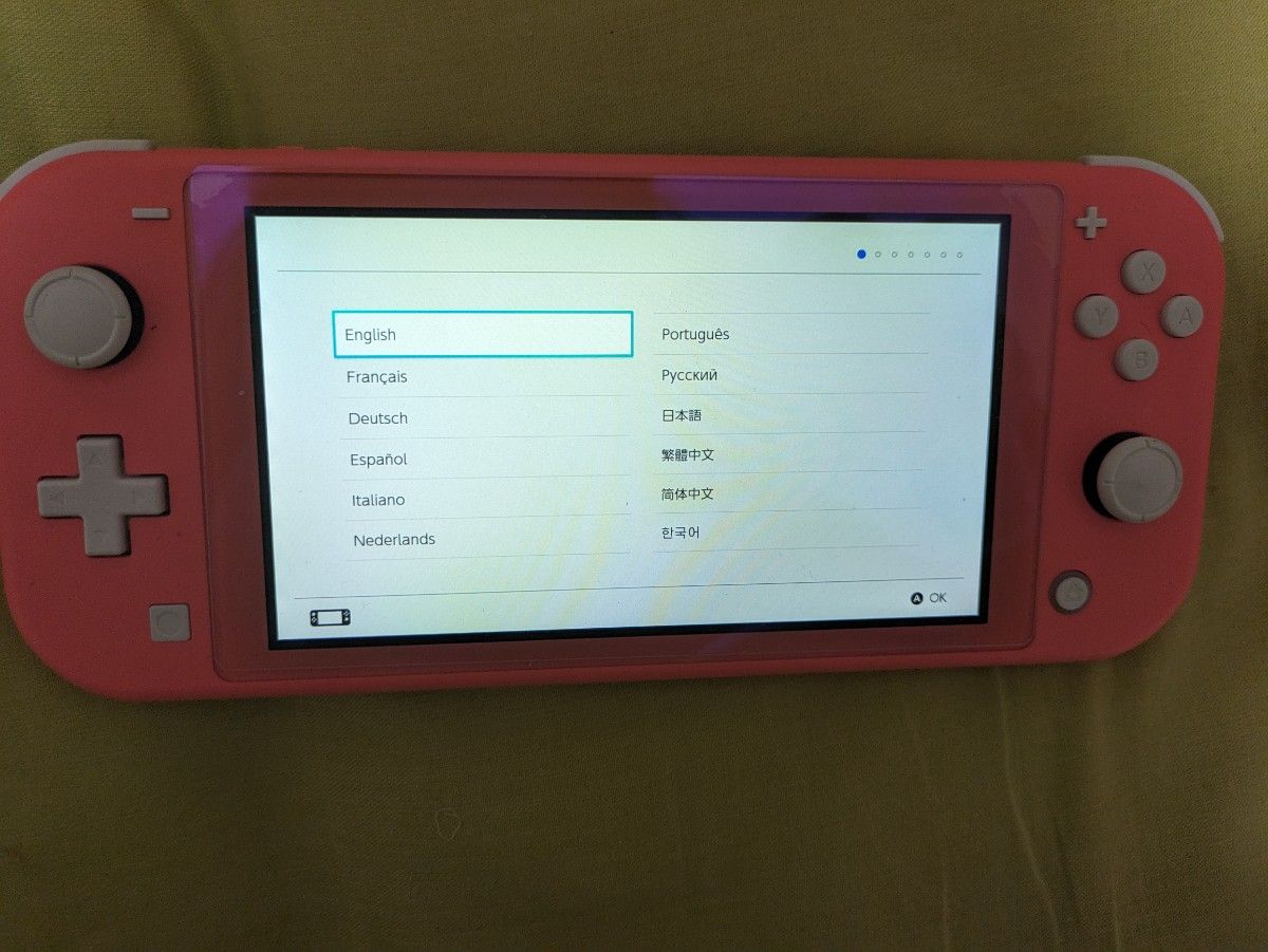 【初期化済み・ほぼ未使用】Nintendo Switch Lite コーラル 持ち運び用ポーチ付き