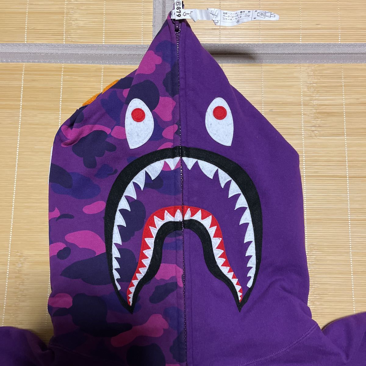 A BATHING APE BAPE KAWS Giant Shark Hoodie ジャイアント　シャークパーカー　1st Camo 迷彩　スウェット　XL BABY MILO Big 紫　purple_画像3