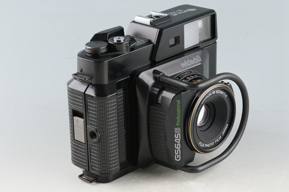 Fuji Fujifilm GS645S Professional Wide60 Medium Format Film Camera #46708D9_画像3