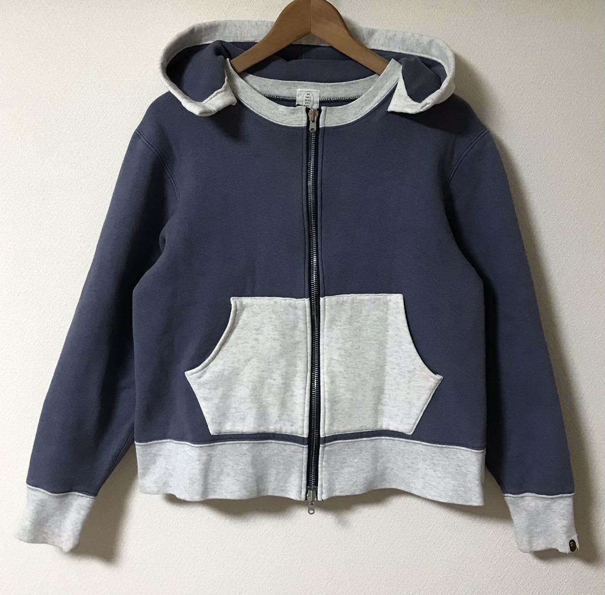 A BATHING APE ベイシング エイプ BAPE ベイプ 后付け ツートン ジップアップ パーカー ネイビー × グレー 日本制 XS