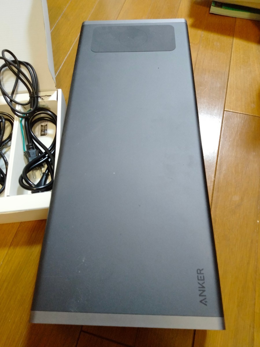 Anker 675 USB-C ドッキングステーション (12-in-1 Monitor Stand