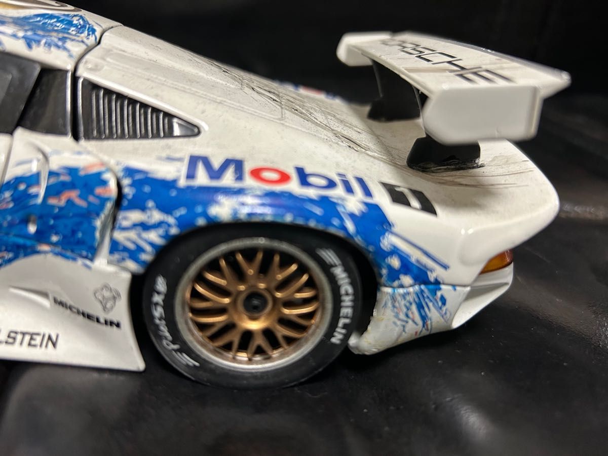 希少車ポルシェGT1、1/18、ダイキャストモデル、インポート