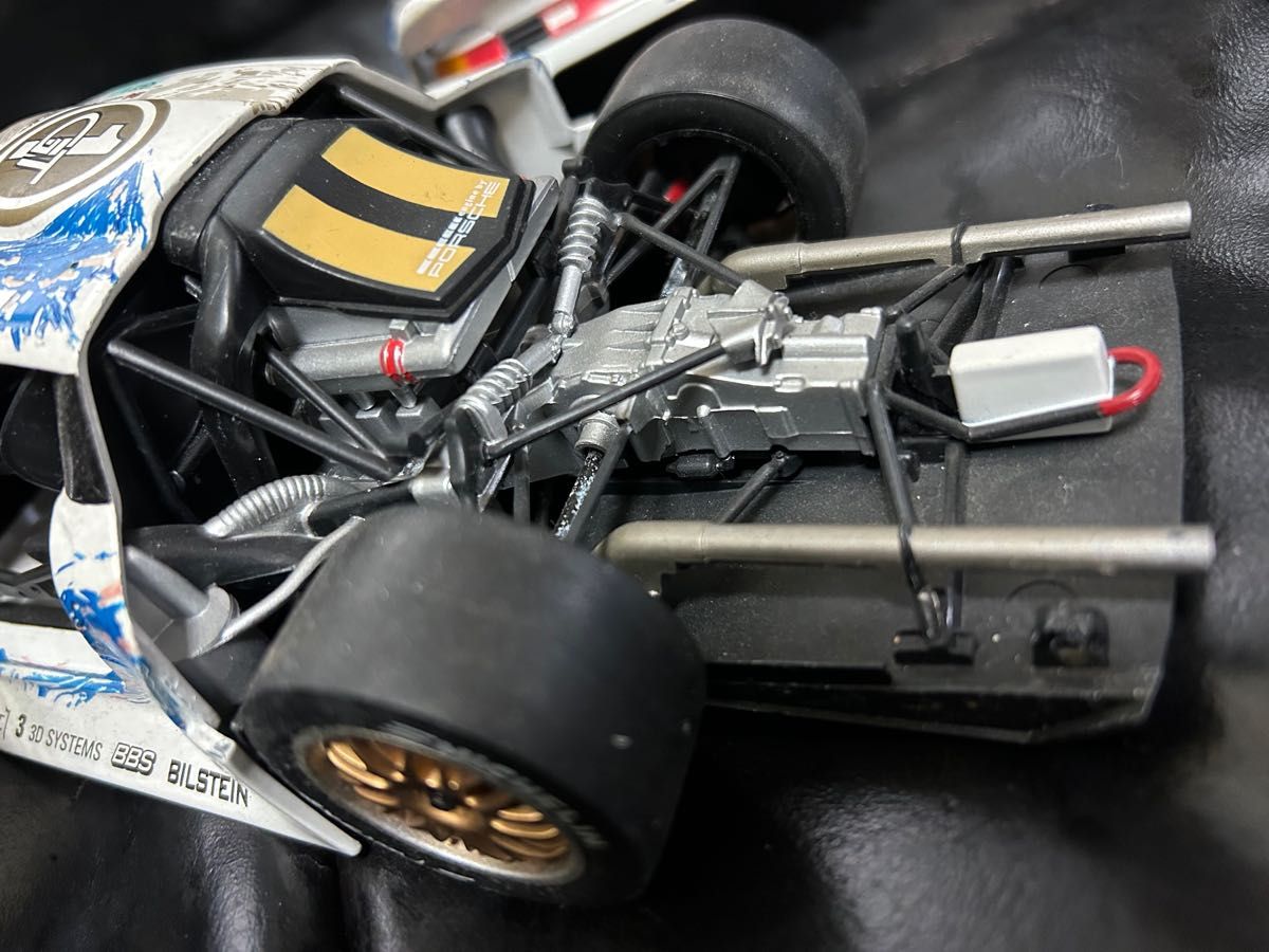 希少車ポルシェGT1、1/18、ダイキャストモデル、インポート