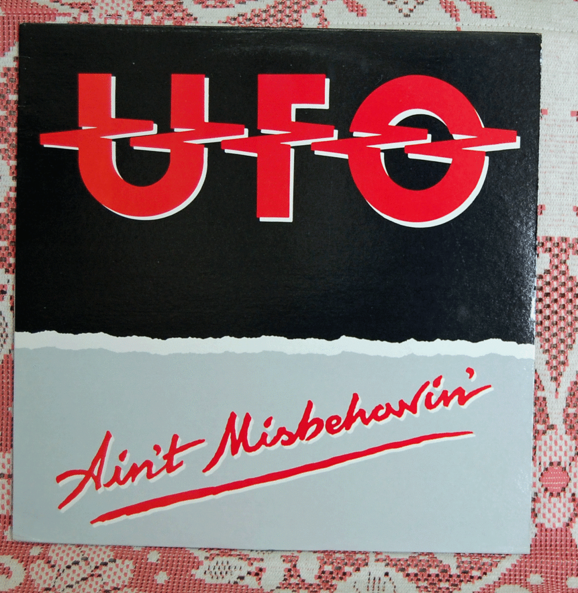 UFO/Ain't Misbehavin' カナダ_画像1
