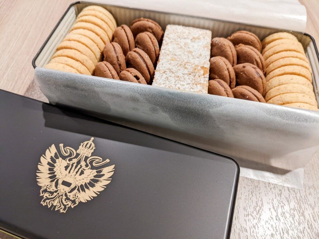 ツッカベッカライカヤヌマのテーベッカライA缶です|Yahoo ツッカベッカライカヤヌマのテーベッカライA缶です|Yahoo