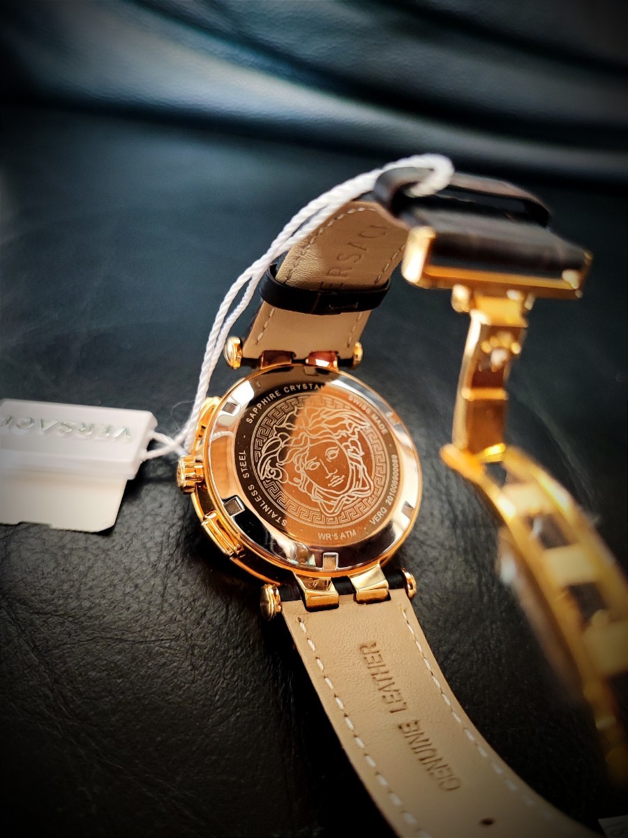 ネットで注文 新品 未使用 金 ゴールド 時計 腕時計 ヴェルサーチ VERSACE ヴェルサーチ