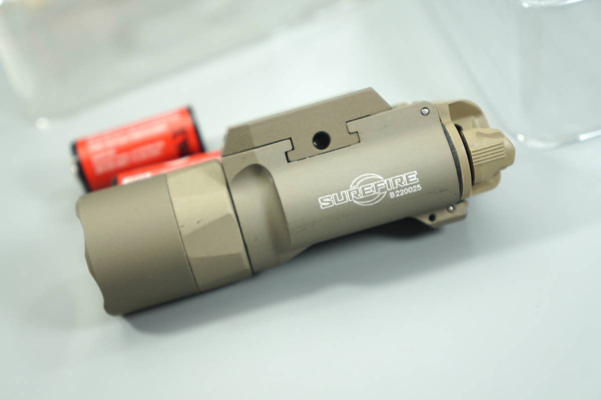 Surefire X300T-B TURBO 新型 高カンデラ モデル TAN (Trijicon Leupold PEQ PVS PSQ ATPIAL トレポン LA5 peq15 wilcox surefire)_画像5