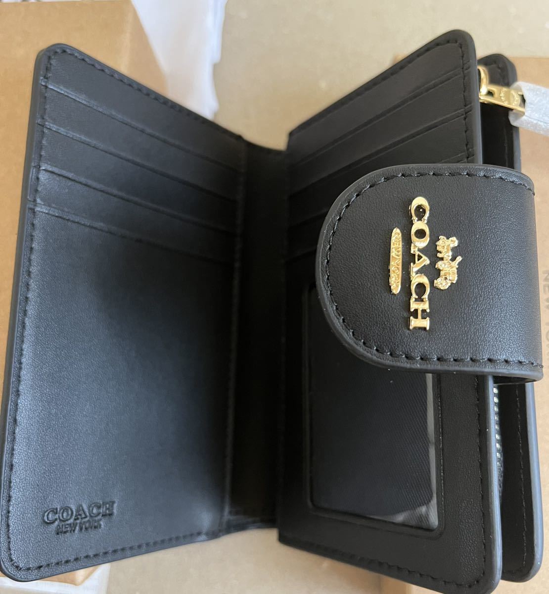 COACH 二つ折り財布 ミディアム コーナー ジップ C0082 ブラウン×ブラック　アウトレット　※紙袋は付属しております。