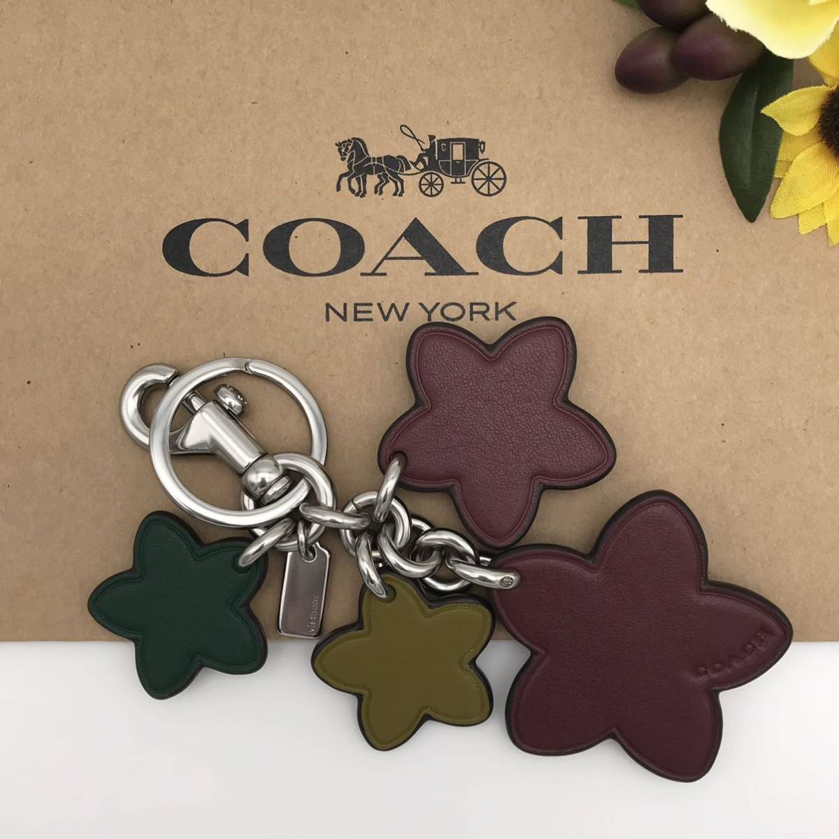 COACH チャーム ★大人気★ ワイルドフラワー ミックス バッグ チャーム ディープベリーマルチ 5136 SVUPC 新品_画像2