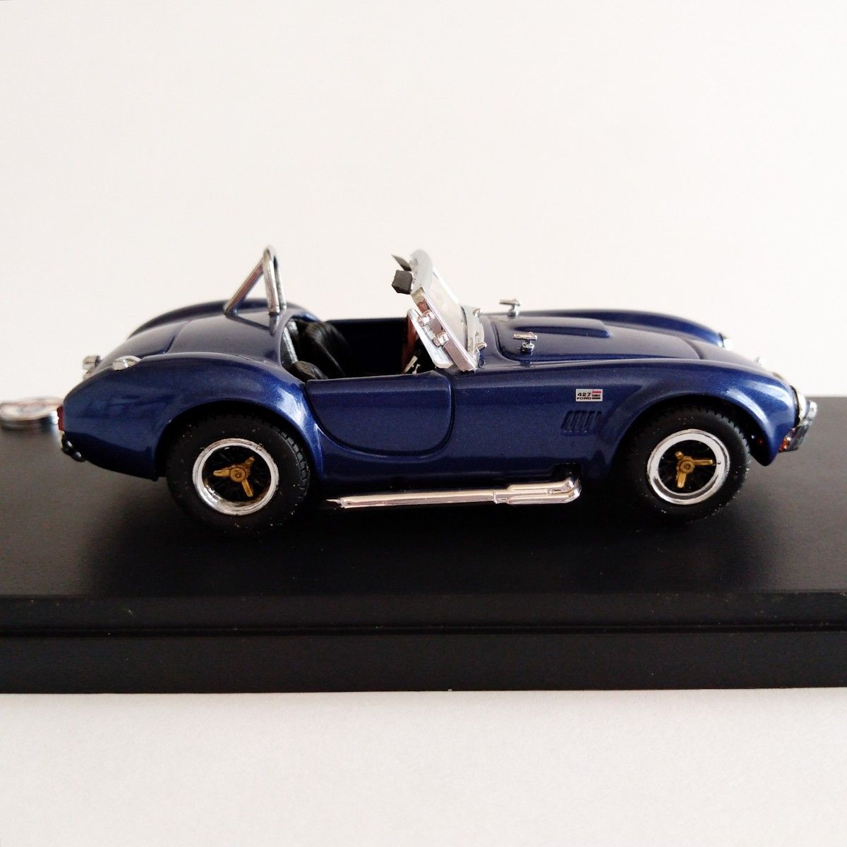 シェルビーコブラ Shelby Cobra 427 S/C 1/43 京商