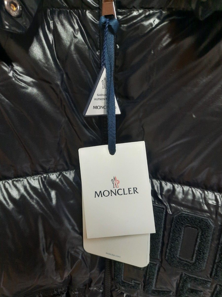 日本未発売！新品/23-24AW MONCLER  ロゴショートダウン 黒 14A