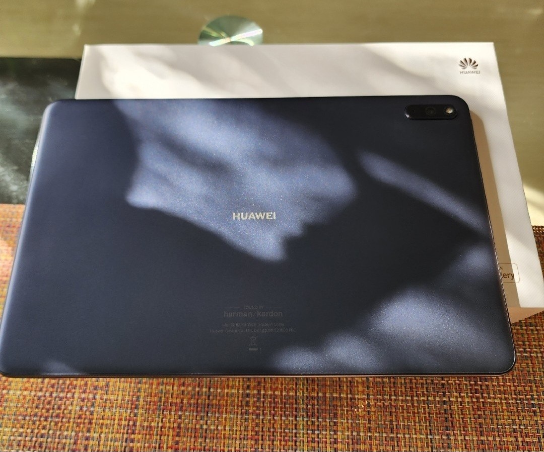 【極美品】HUAWEI MatePad 10.4 タブレット 2021年モデル