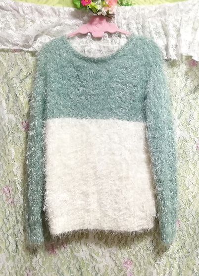 緑と白のシマシマふわふわ長袖/セーター/ニット/トップス Green and white fluffy long sleeves/sweater/knit/tops