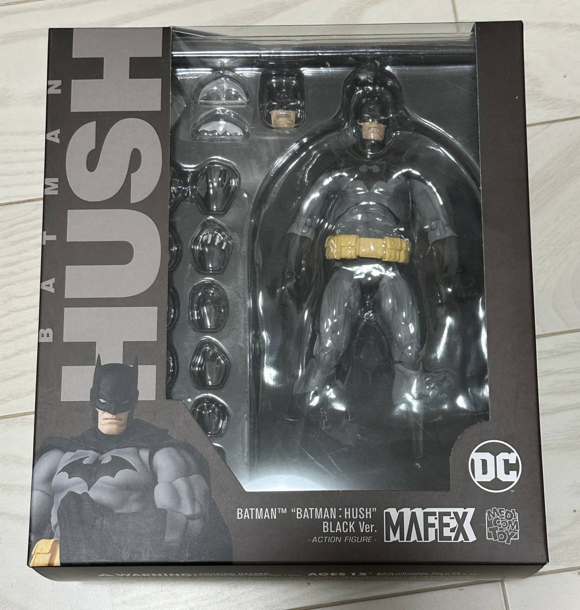 MAFEX No 126 BATMAN HUSH BLACK Ver バットマン マフェックス