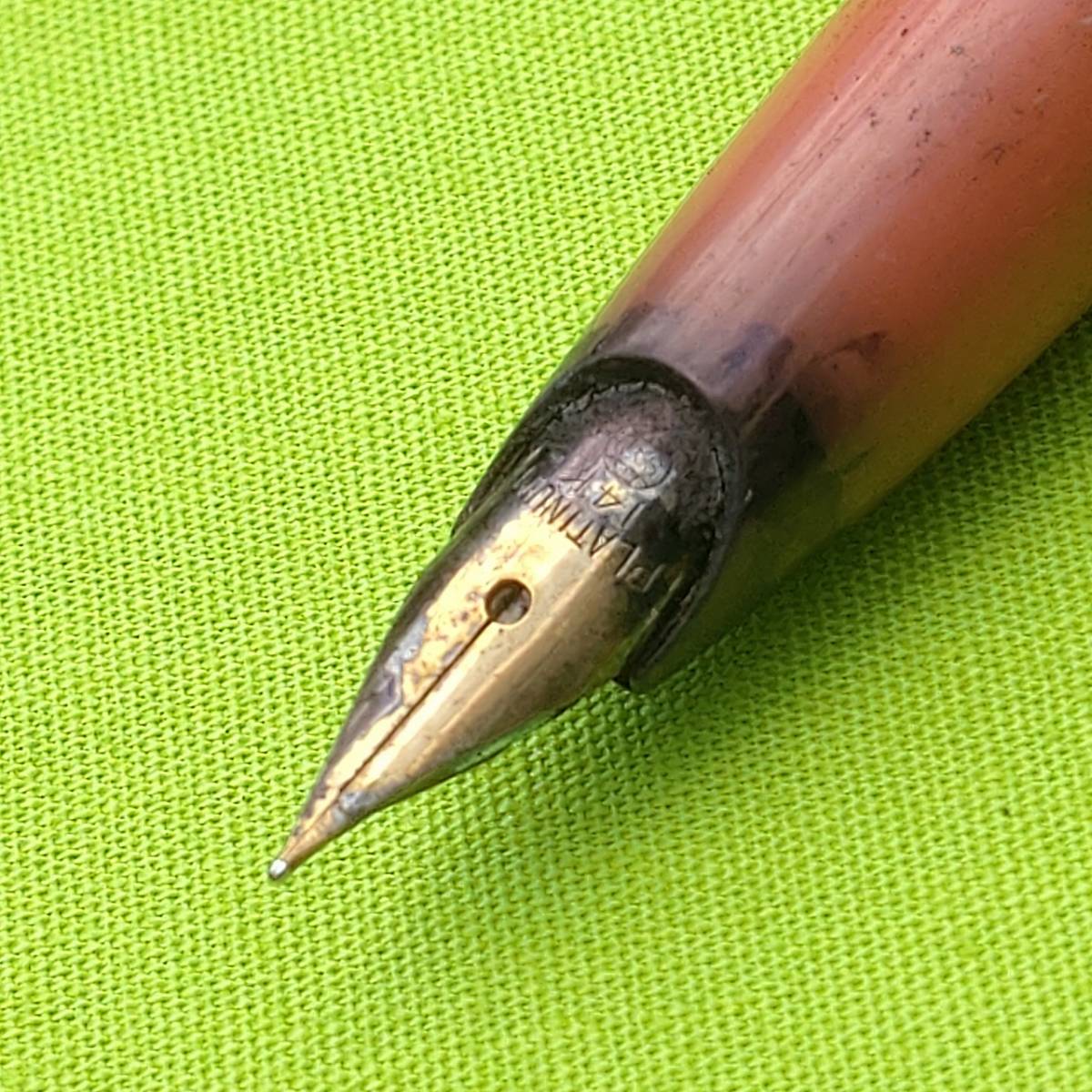 万年筆 PLATINUM 14 全長約13㎝ インク無し 古い筆記用具 レトロ ビンテージ 【4398】_画像3