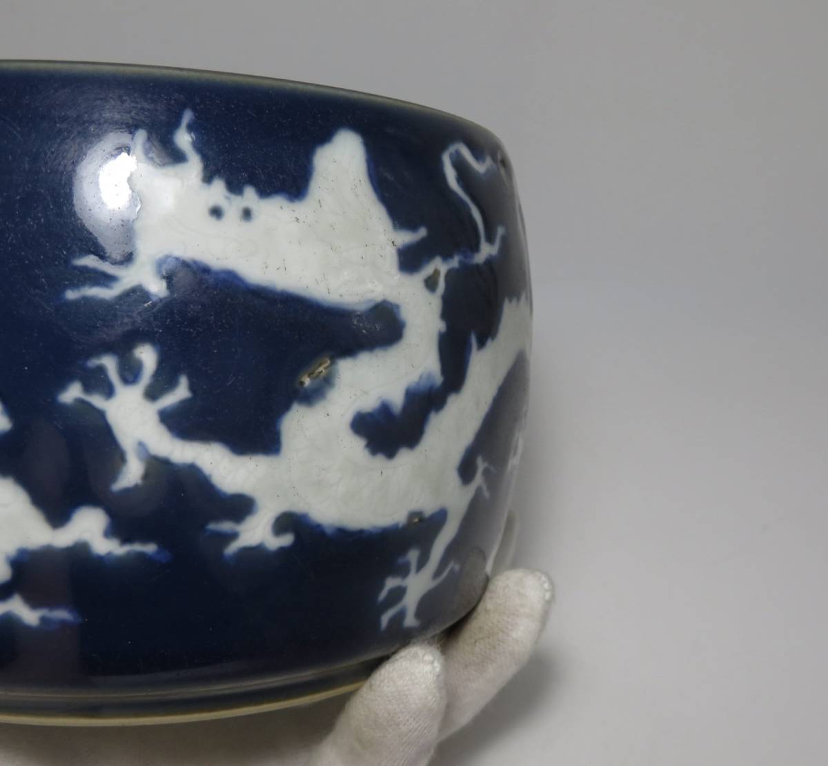 中国美術　大明宣徳年製　祭藍釉留白鳳穿花紋罐 _画像7
