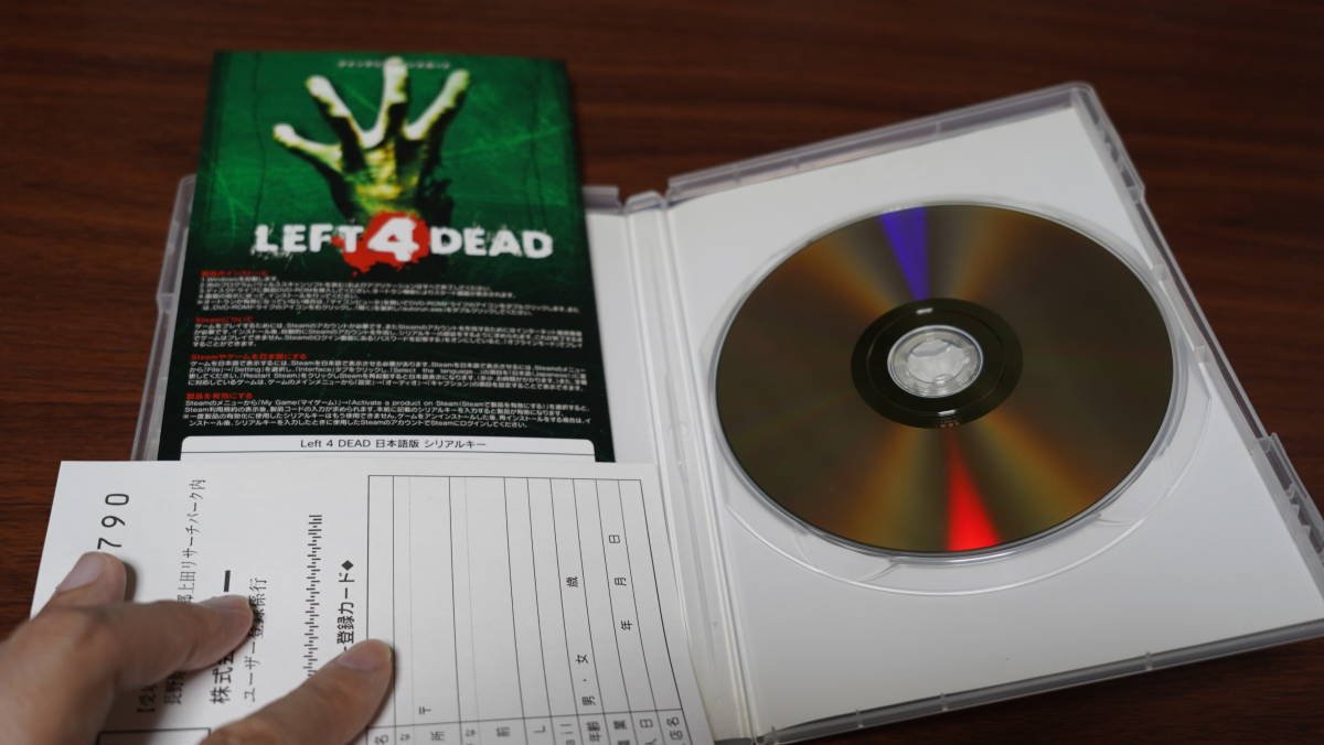 PCG001【クリックポスト 現状品】LEFT 4 DEAD GAME OF THE YEAR EDITION 日本語版 VALVE BEST PRICE PC WINDOWS VISTA XP ゲーム_画像5