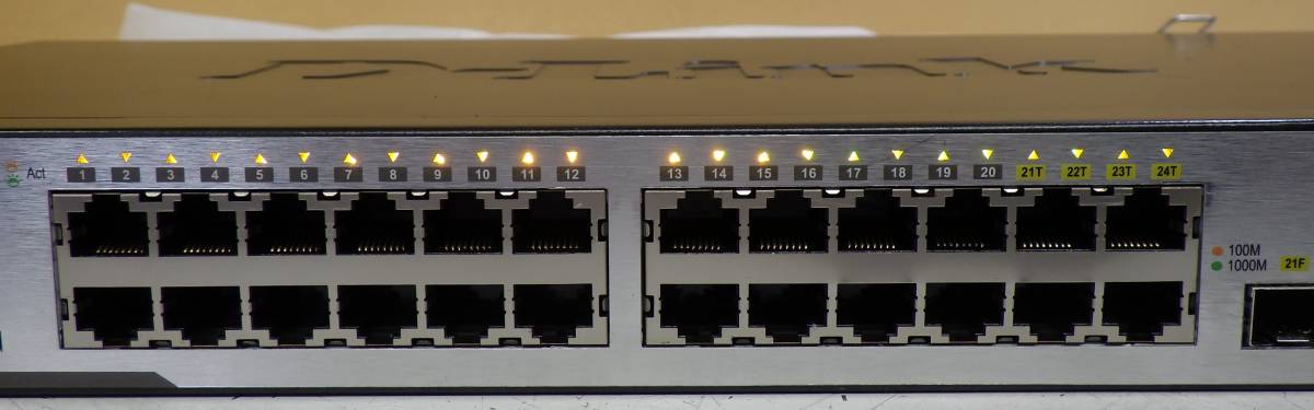 D - Link xStack DGS-3120-24TC イーサネットスイッチ24ポート イーサネットハブ ネットワーク 電源ケーブル付き 通電確認のみ #TM9092_画像2