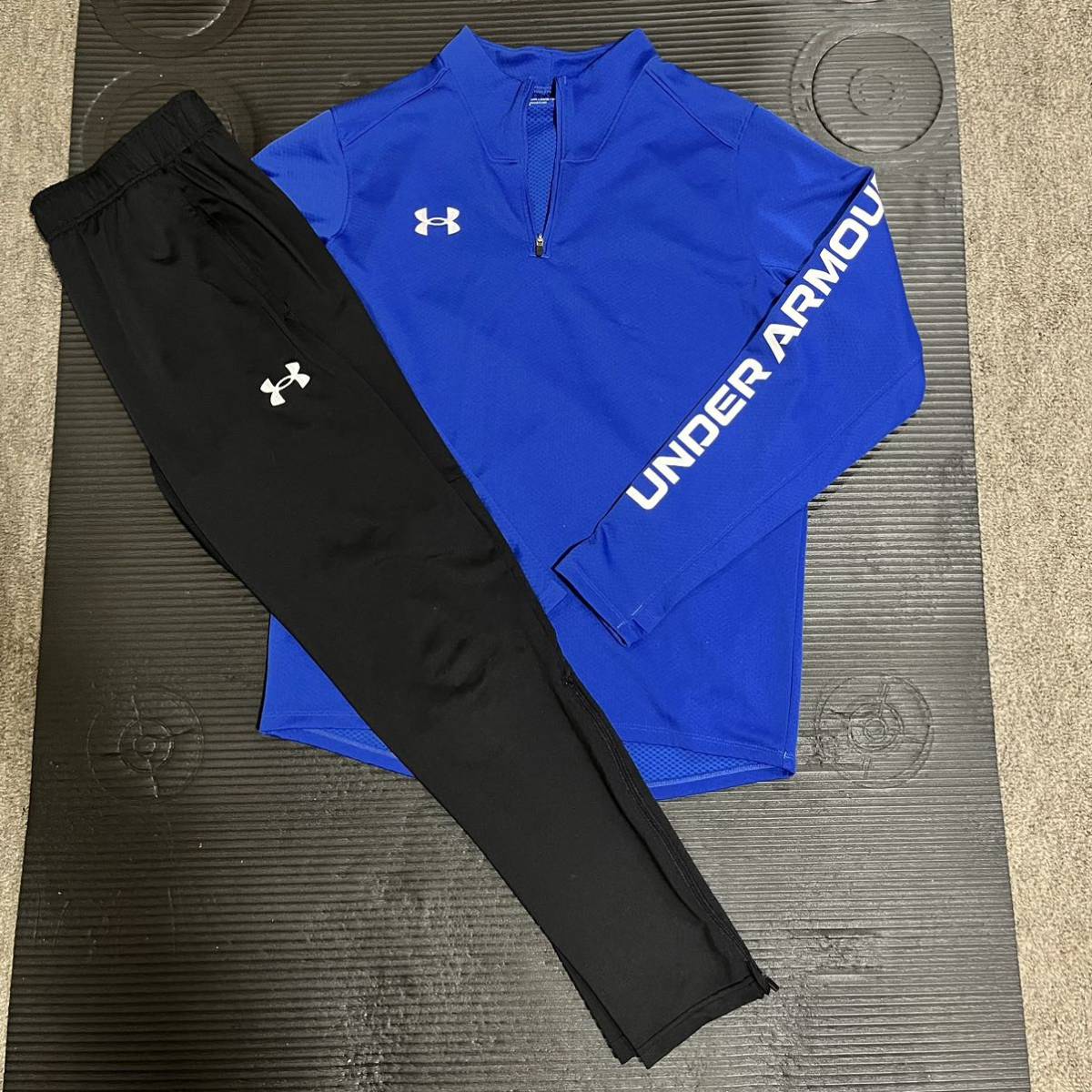 アンダーアーマー UNDER ARMOUR トレーニングウェア 上下セット L