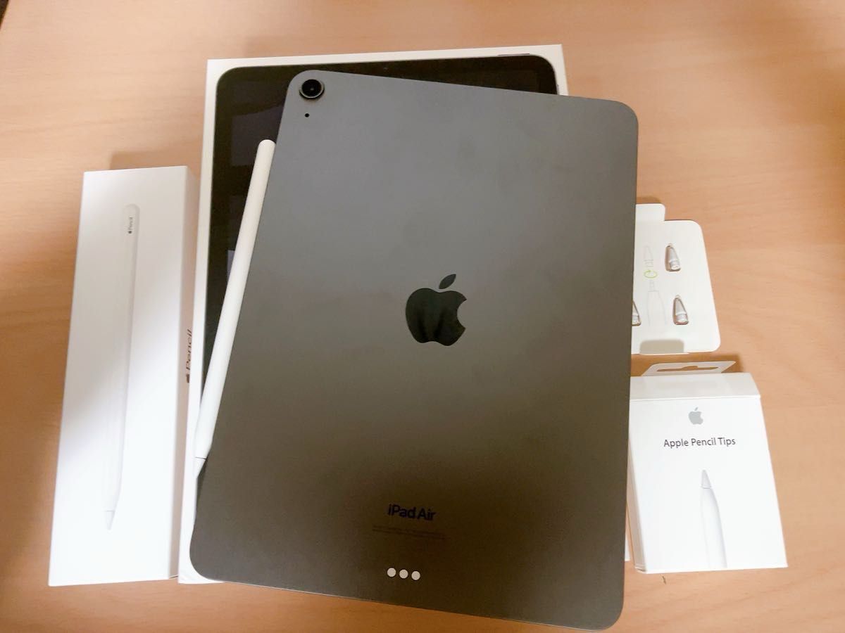 Apple iPad Air 5(第5世代)Wi-Fi 64GB スペースグレイ