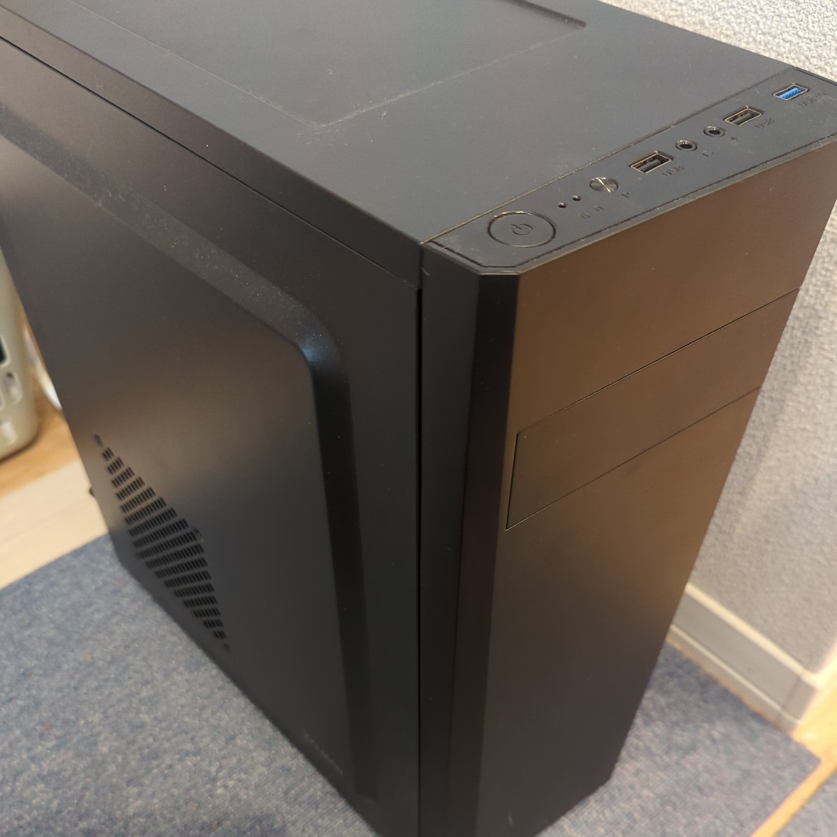 ゲーミングPC Ryzen 7 2700x GTX 1660TI(デスクトップ)|売買された