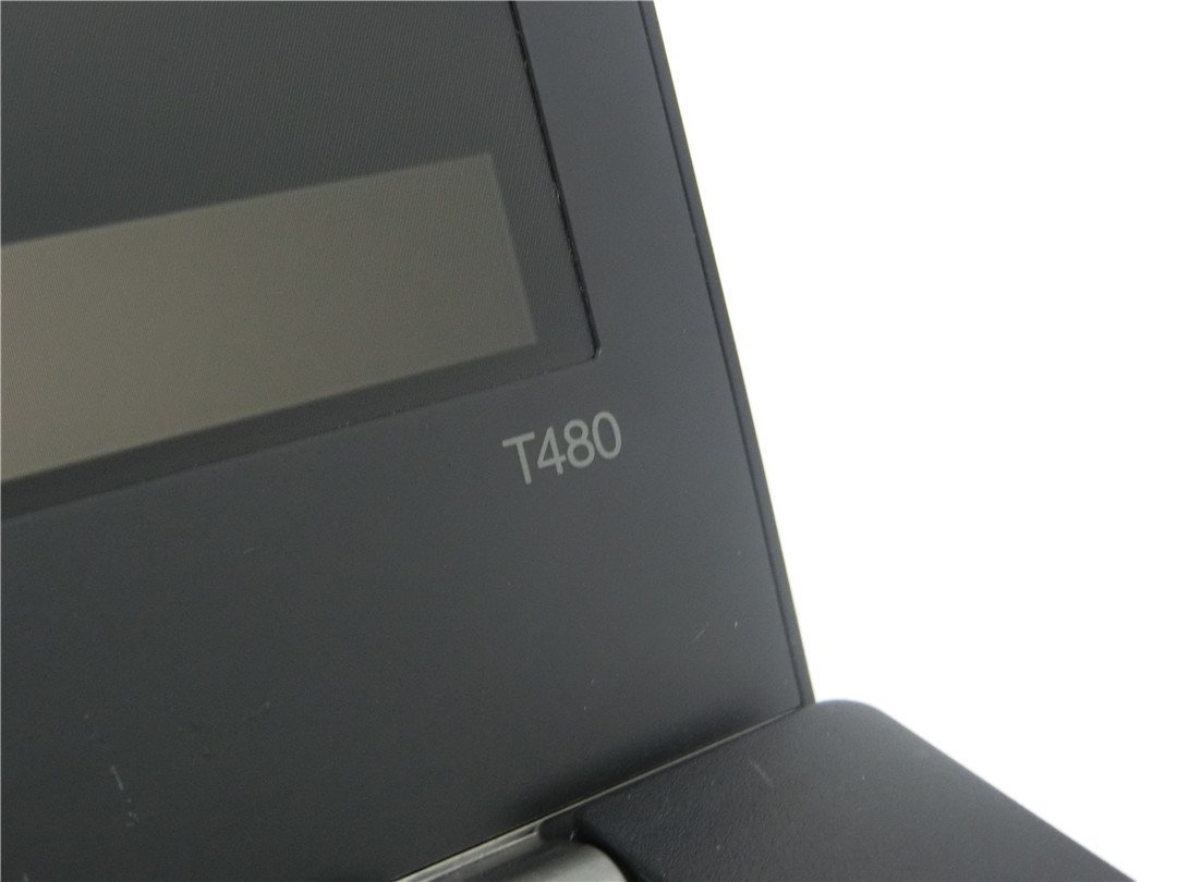 中古　Lenovo　T480　CORE8世代i5　　メモリ4GB　ノートパソコン　BIOSまで表示　詳細不明　ジャンク扱い　送料無料_画像7