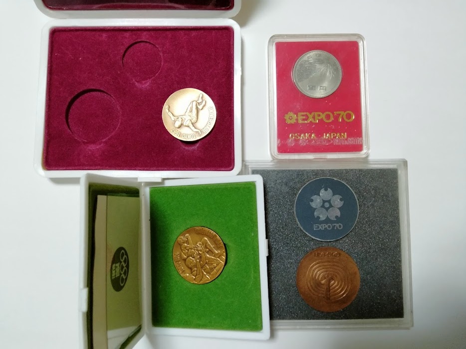 ・記念銅メダル【1964東京オリンピック 】【万博EXPO70】【1967ユニバーシアード】・EXPO70の100円記念硬貨の画像1