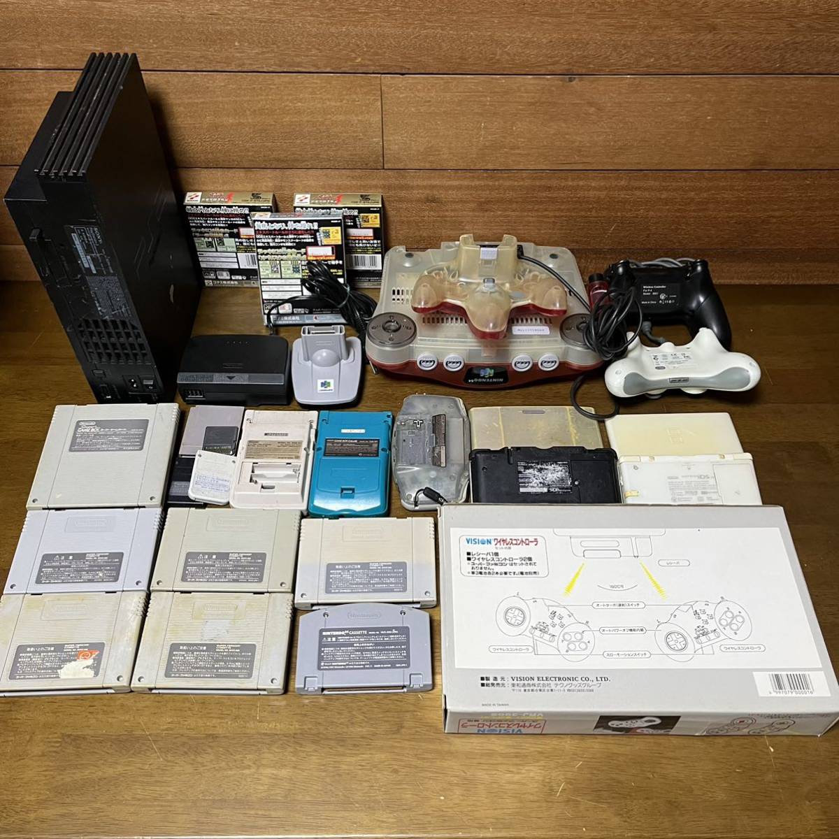 【1円スタート！】ゲーム機 ソフト コントローラー 等 まとめて PS 64 GB GBC DS SFC 動作未確認 ジャンク NINTENDO SONY _画像2