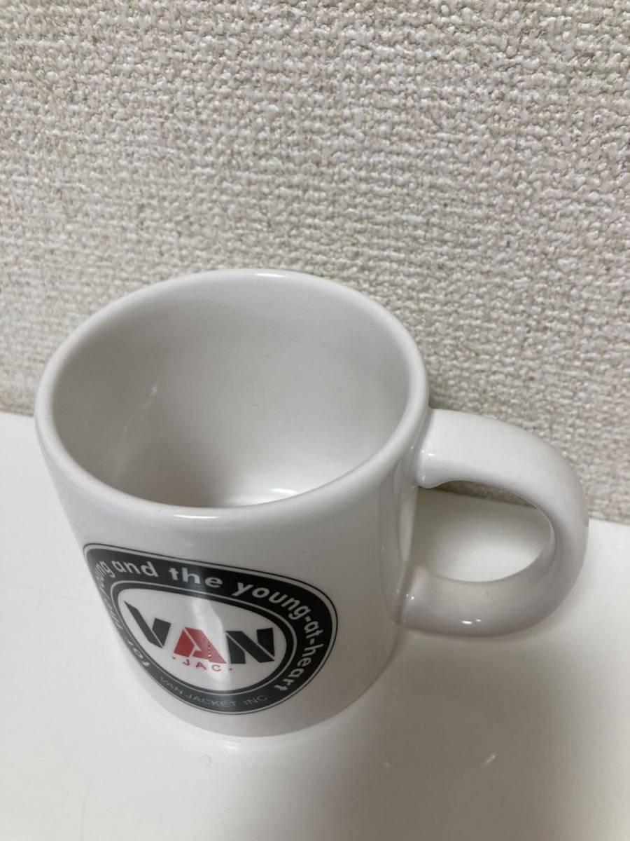 新品未使用品 VAN JAC ロゴ マグカップ 陶器 非売品 グッズ ノベルティ_画像3