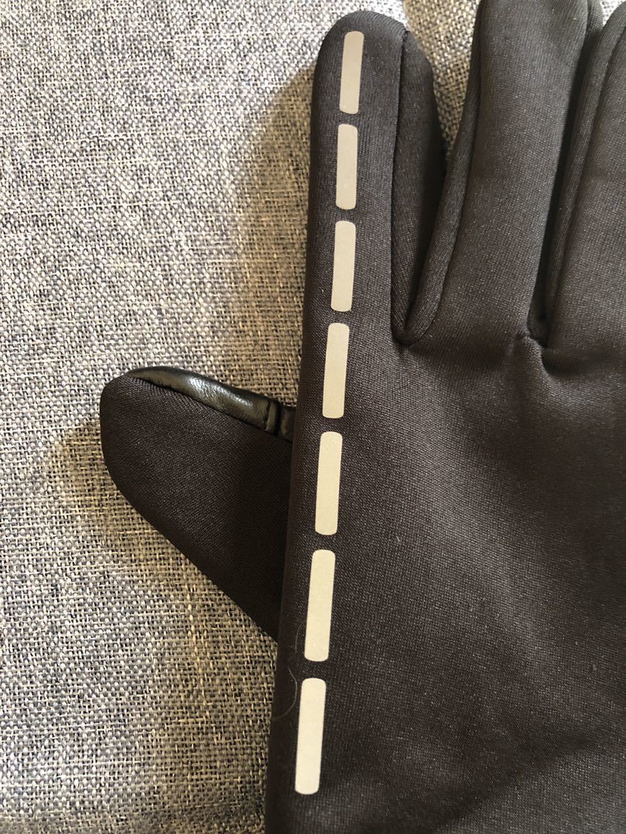 新品　防風防水 ３層素材高性能手袋　ブラック　フリーサイズ_画像2
