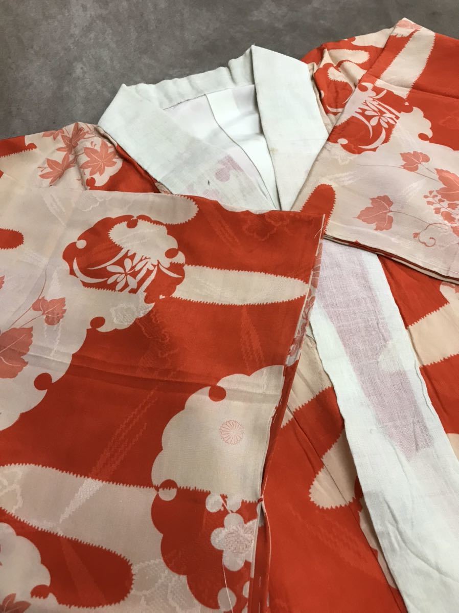 長襦袢 アンティーク 着物肌着 花柄 紅葉 和装小物 和服 和装 リメイク 材料 ハンドメイド 素材 古着 中古品_画像1