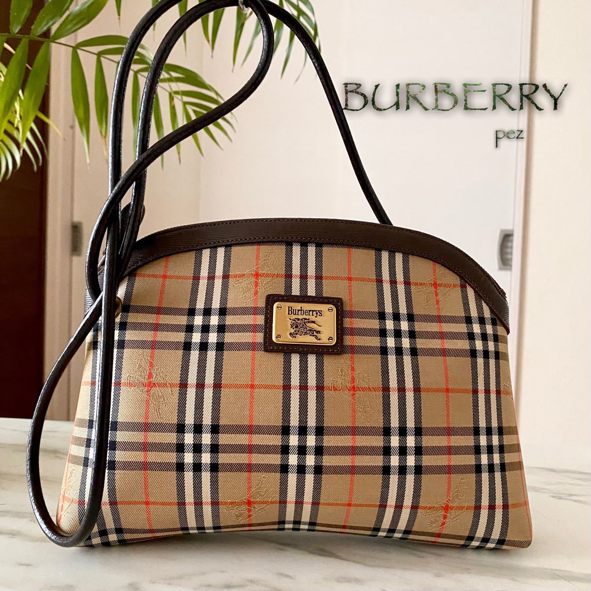 さらにお値下げしました Burberrysレザー本革ショルダーバッグ