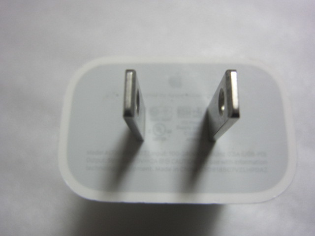 Apple USB-C電源アダプタ(A1720) とApple USB-C - Lightningケーブル（1 m）_画像3